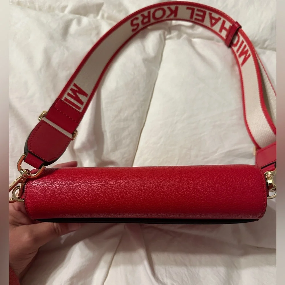 Michael by Michael Kors Jet Set Large Leather Wallet Crossbody - NWOT - Picture 3 of 16